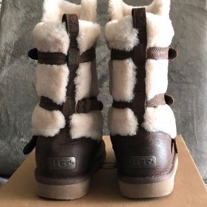 UGG size 2 girls boots